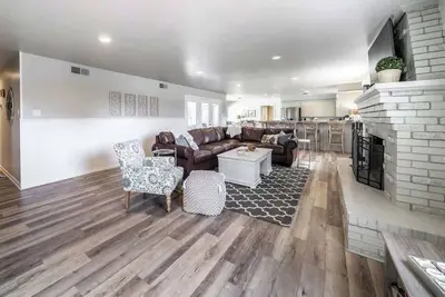 Image de Launch Pad - 4 Br/2. 5 Ba - Close to Campus