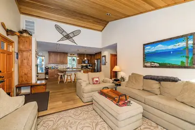 Image de Powder Place at Northstar_Walk to Golf Course, Trail in Backyard, 1700sqft, 1g Wifi