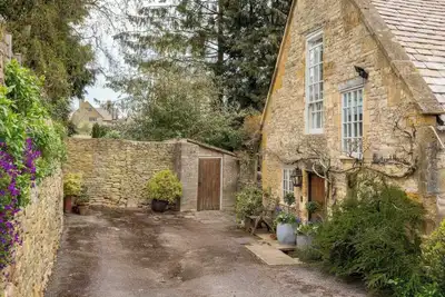 Image de Courtyard House, family friendly, with open fire in Blockley