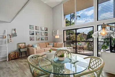 Image de G204 | Tropical Paradise | Beachy Kihei Surf Bungalow