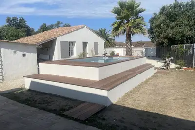 Image de Villa du Martray : Villa a quelques mètres de la mer au cœur de l’île de Ré