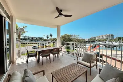 Image de Nautical 3-bedroom ocean view at Marina Village