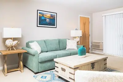 Image de Narragansett Pier - Ocean Road Apartment