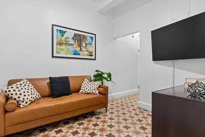 Image de 2br Steps from La Placita