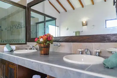 Image de Country house-Chalet in El Caimo, Armenia with private pool and Bbq