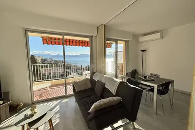 Image de Charmant studio avec terrasse, climatisé à Ajaccio