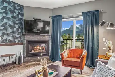 Image de Rockies Getaway For Families & Groups + Pool