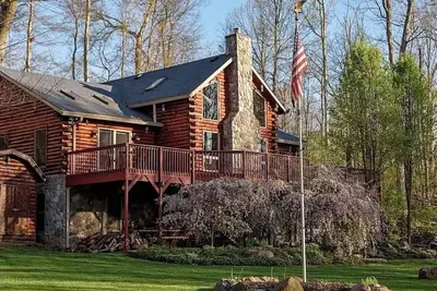 Image de Cozy 3-bedroom cabin in charming New Carlisle with WiFi