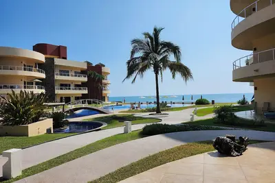 Image de 3 bedrooms, fabulous pools on 15 km of quiet, beautiful Pacific Coast beach