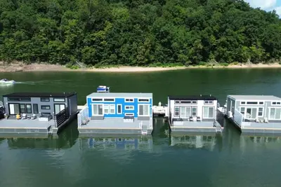Image de On-Water 10 #34 - Lake Cumberland marina