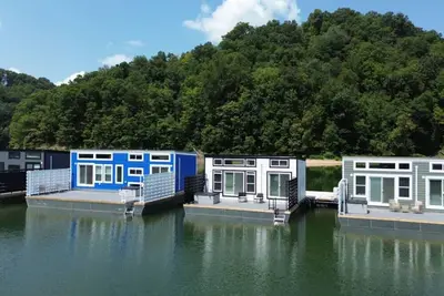 Image de Four Suns - Lake Cumberland Marina
