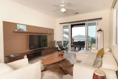 Image de Cr Luxury Altavista 2b 3 Bdrm