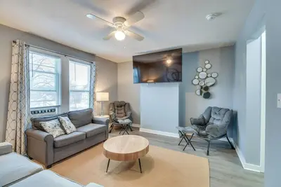 Image de 2 Mi to Dtwn Syracuse: Cozy Updated Apt!