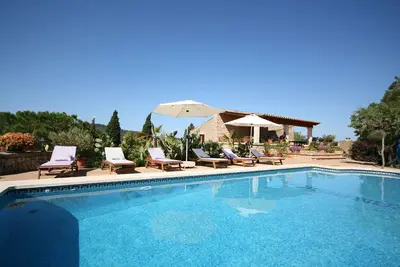 Image de Maison de campagne 'Can Ramon' avec vue sur la mer, Wi-Fi et climatisation