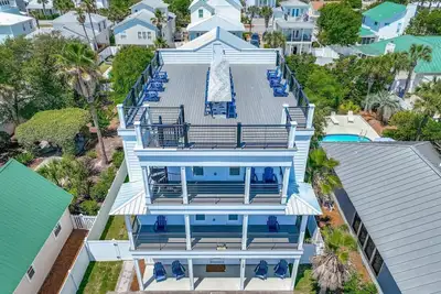 Image de Skyline: Rooftop Deck! Golf Cart Rental Available!