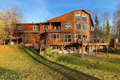 Image de Upscale 3-bedroom lakefront house in Talkeetna