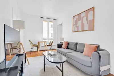 Image de Blueground | Alma-Marceau, elev, nr Eiffel Tower