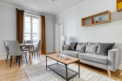 Image de Blueground | Bastille, elev & intercom, nr Seine