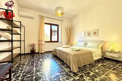 Image de \" Orchid House Apartments \"