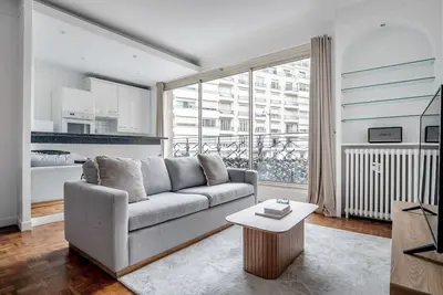 Image de Blueground | Trocadero, fully furnished
