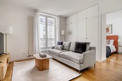 Image de Blueground | Le Marais, elevator, close to market