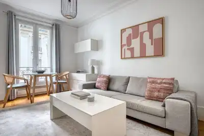 Image de Blueground | Bastille, nr shopping & dining