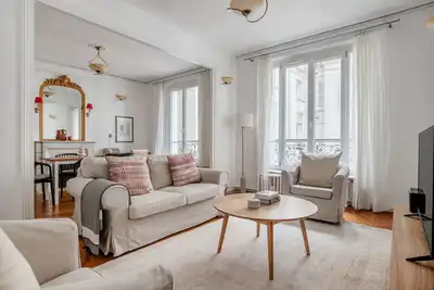 Blueground | Auteuil, fully furnished