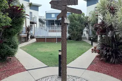 Image de Charming 1-bedroom resort with Ac, fitness room in lovely Emu Park
