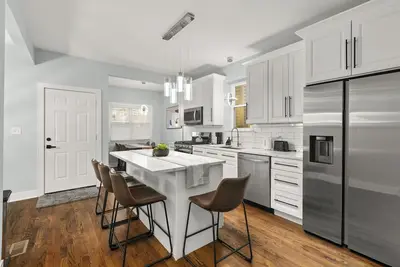 Image de Luxury 5Bed 2Bath Apt w/Parking