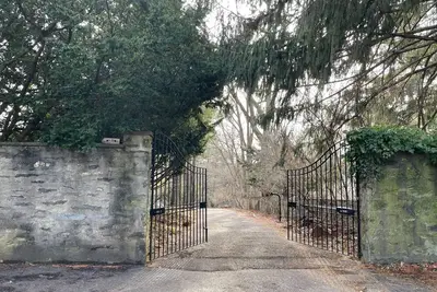 Image de Charming 1-bedroom cottage on Wissahickon Park in Chestnut Hill