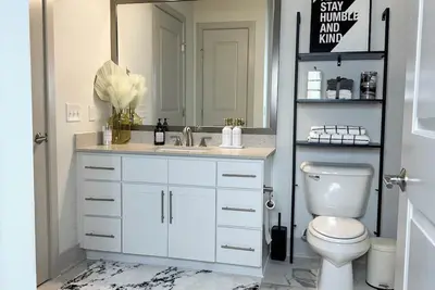 Image de Luxury 2-bedroom apartment Close to Downtown Raleigh with Resort Amenities
