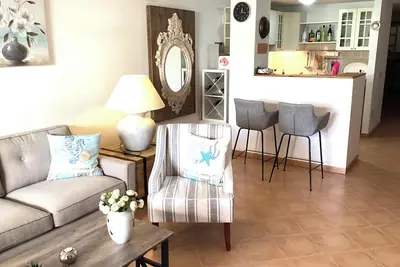 Image de Great apartment with large terrace 90 m from the sea, and with sea view