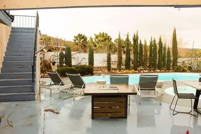 Image de Quiet Desert Oasis in serene Yucca Valley with WiFi, Ac, Pool and Hot Tub