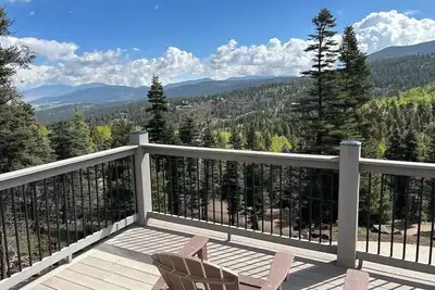 Image de Stunning Ski Chalet w/ Incredible Views and Hot Tub