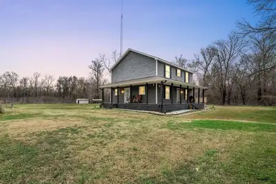 Image de Charming 3-bedroom country house in lovely Wills Point with WiFi, Ac