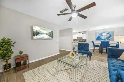 3BRLux, Uga + Downtown Athens Game Weekend Ready