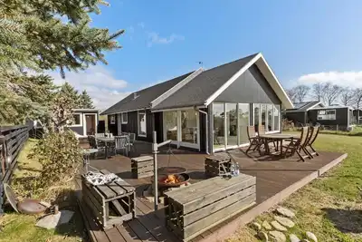 Image de Belle maison de 4 chambres à Ebeltoft