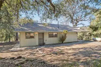 Image de New - Spacious - 3 Houses in a 40-acres property!