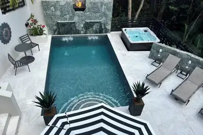 Image de Sweet Water - An Exquisite Honeymoon Villa for 2 in Estate Catherineberg