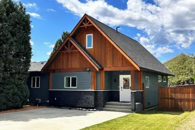 Image de Beautiful warm cozy home in Blueberry.