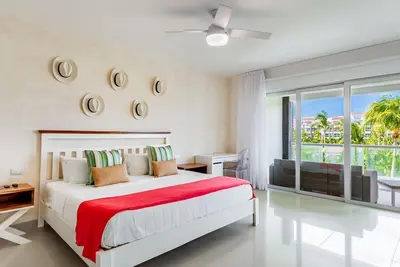 Image de Luxury Ocean view condo in Mareazul Beach front - Almajuma House