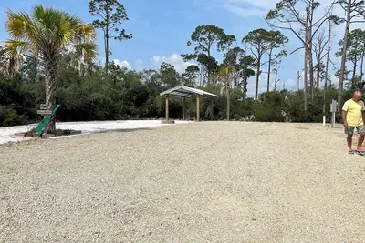 Image de Gorgeous Private Rv Lot in Port St Joe for a relaxing getaway 400 yards to Beach