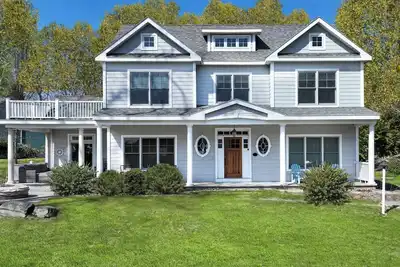 Image de Stunning 5 Bdr, Walk to York Harbor Beach!