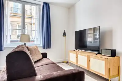 Image de Blueground | Beaubourg/Marais, furnished, nr Seine