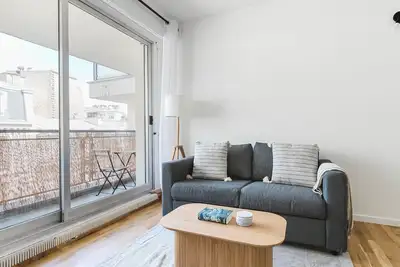 Image de Blueground | Trocadero, furnished & equipped