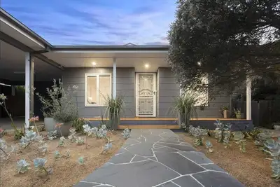 Image de SeaEsta Coastal Spa Escape Rye *re-listed*