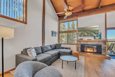 Image de Cozy Mountain Retreat in Truckee – Near Northstar