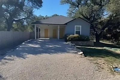 Image de Charming 2-bedroom house with WiFi, Ac in pleasant Canyon Lake