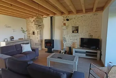 Image de Gîte calme avec wifi et piscine partagée en pleine nature