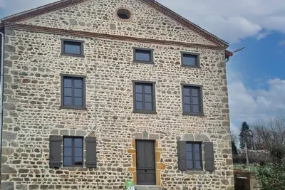 Image de Gîte spacieux au Crozet - Animaux acceptés et WiFi
